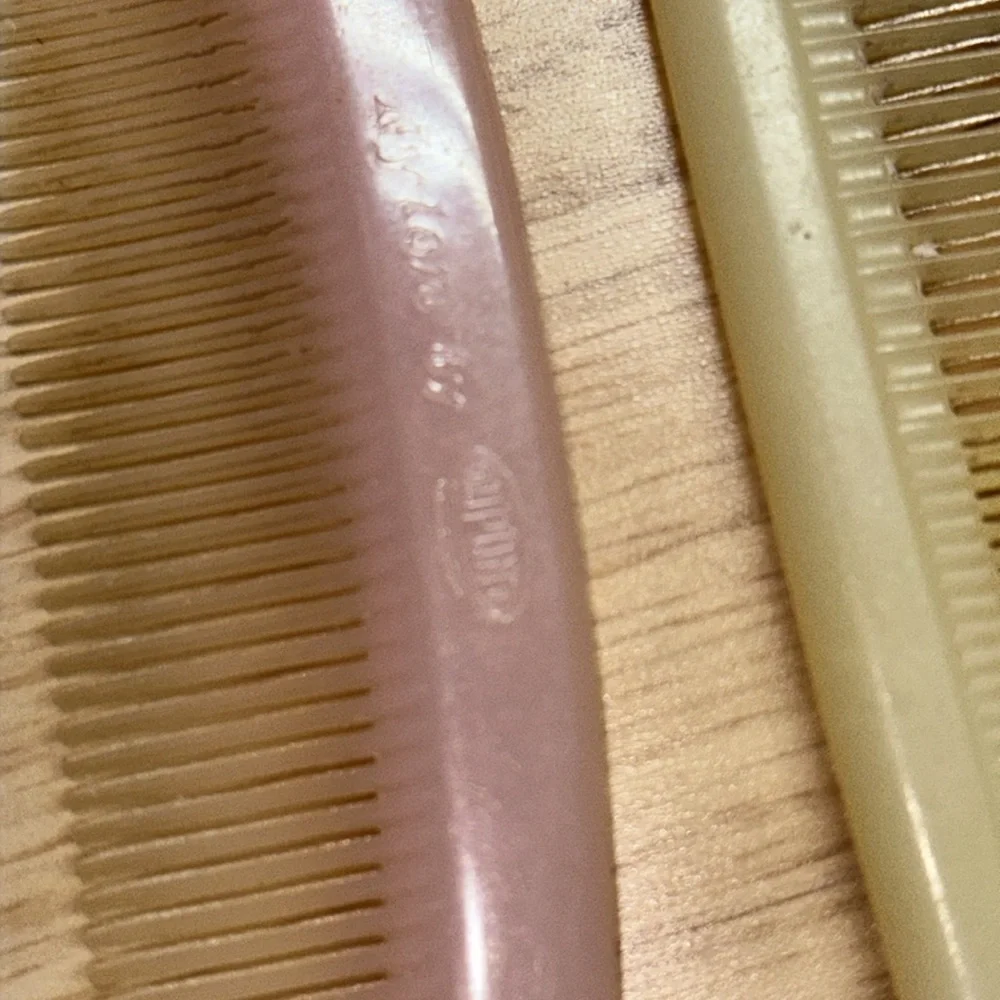 4 Vintage Combs‎ DuPont teasing rat tail